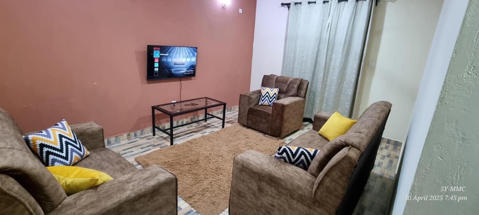 1 Bedroom Fully Furnished Luxurious Apartment Voi Town Dış mekan fotoğraf