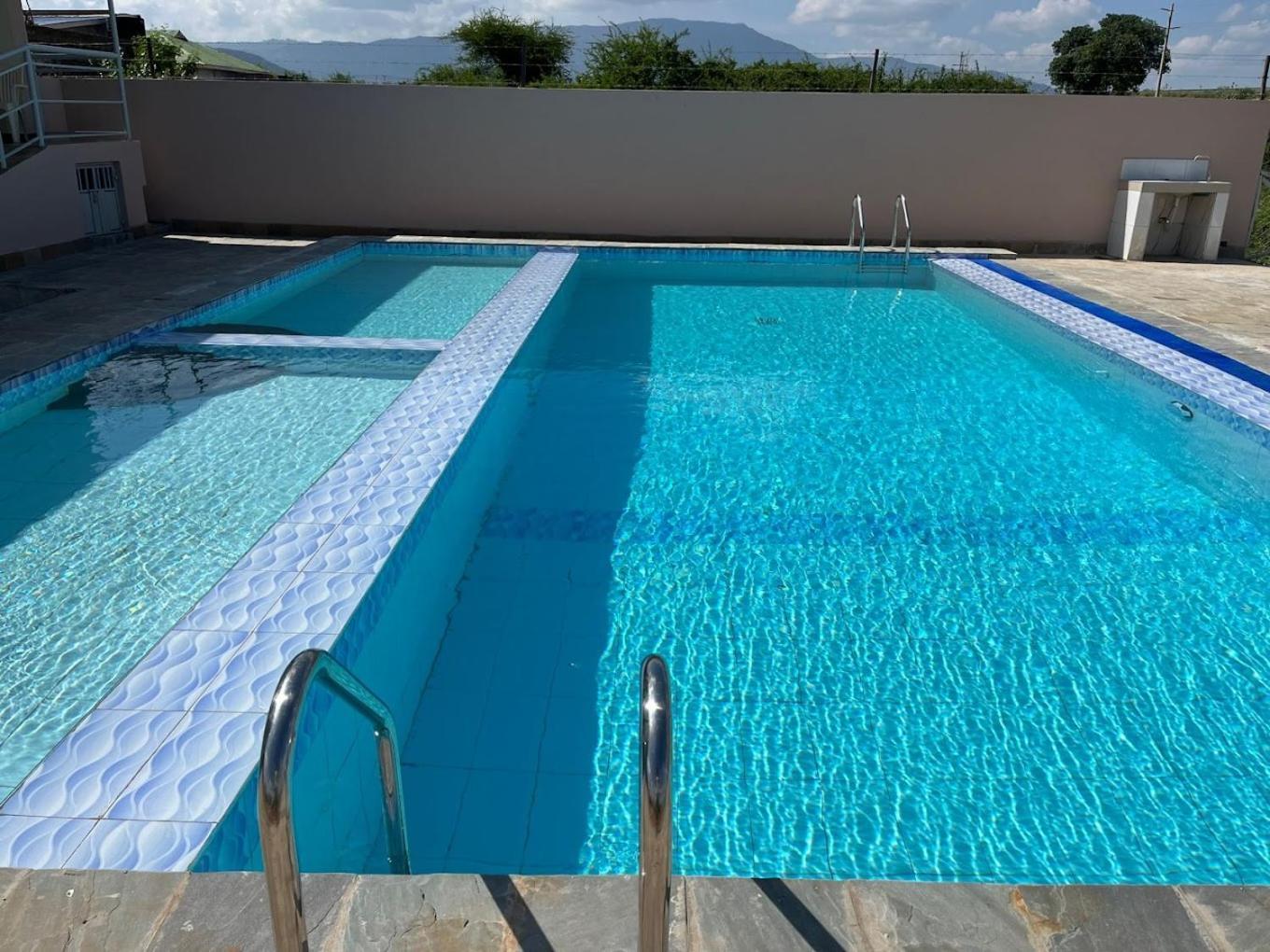 1 Bedroom Fully Furnished Luxurious Apartment Voi Town Dış mekan fotoğraf